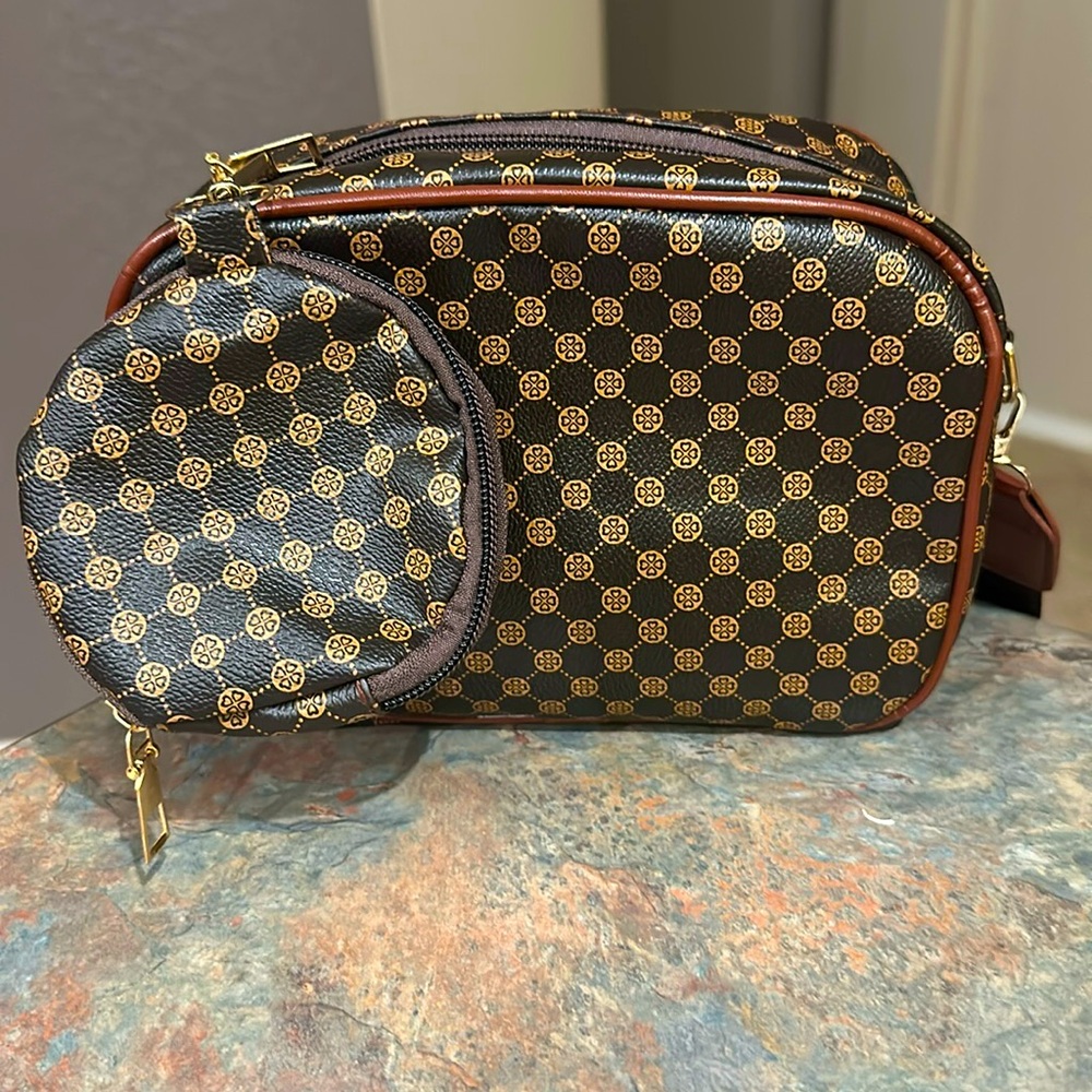 Elegant Women's Crossbody Bag Set